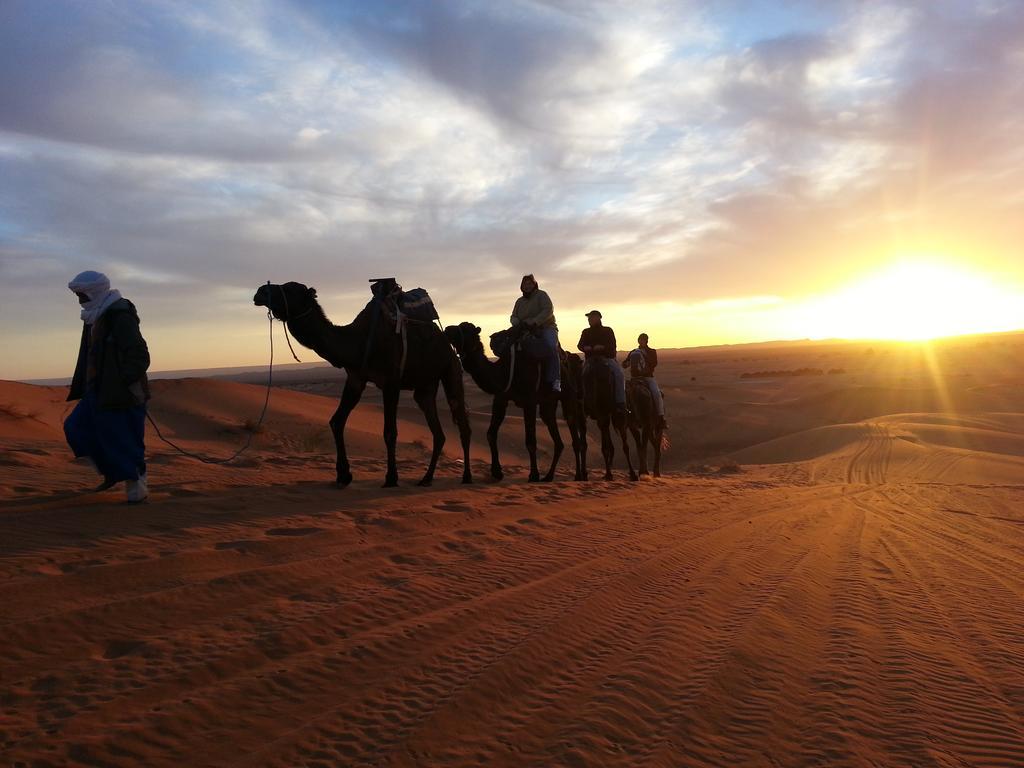 Bivouac Le Petit Prince Merzouga Exterior photo